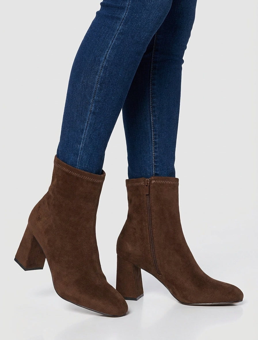 Bottines en suédine et talon carré - Marron