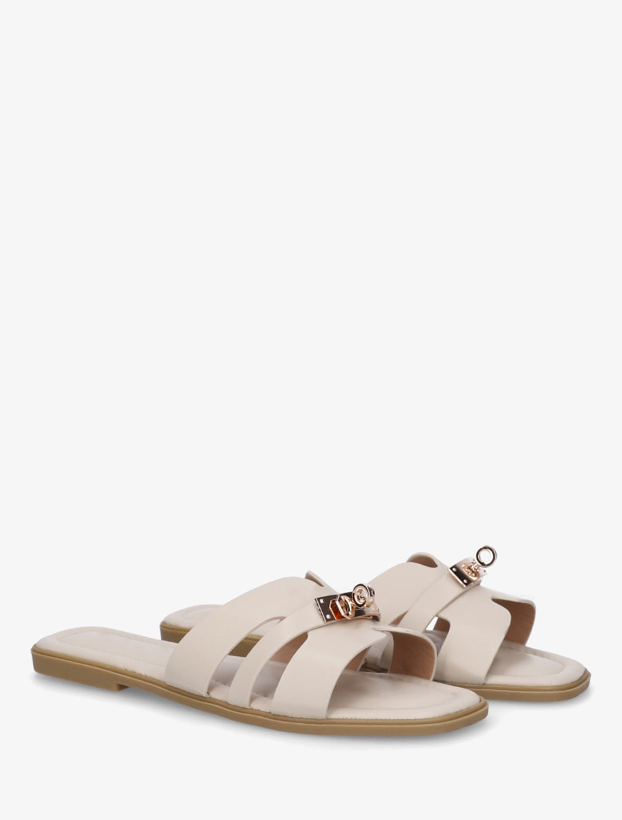 Claquettes en simili à empiècement métal - Beige - 4