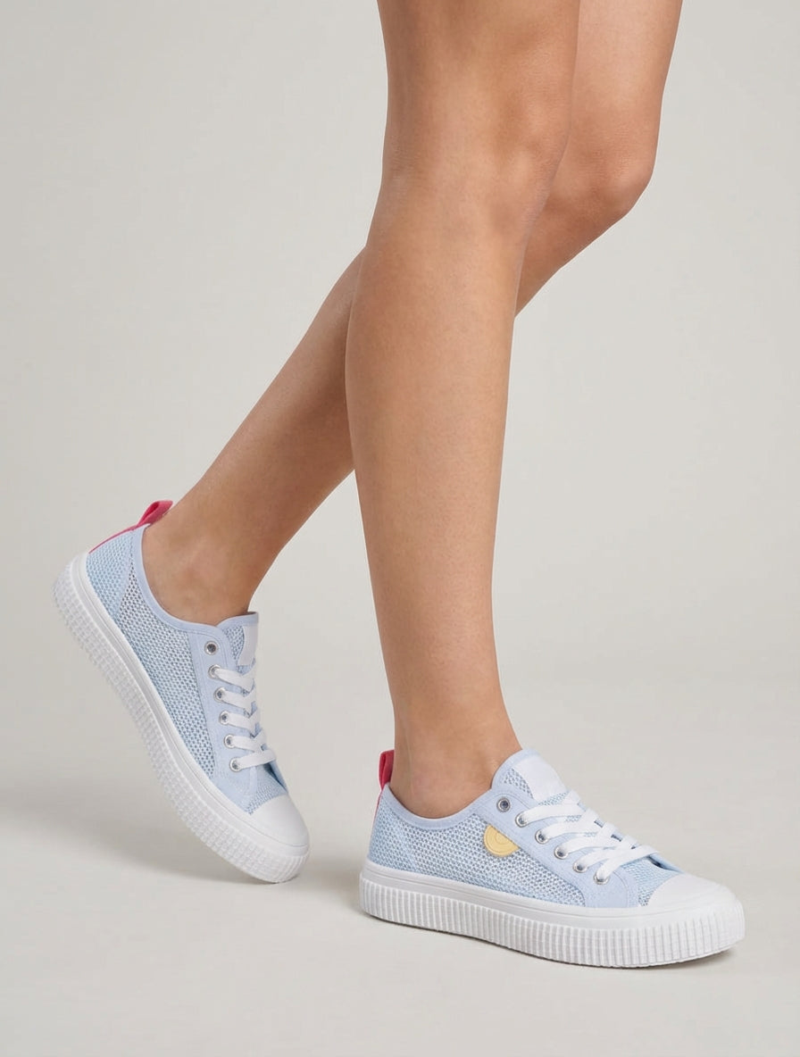 Tennis basique en tissu ajouré - Bleu ciel