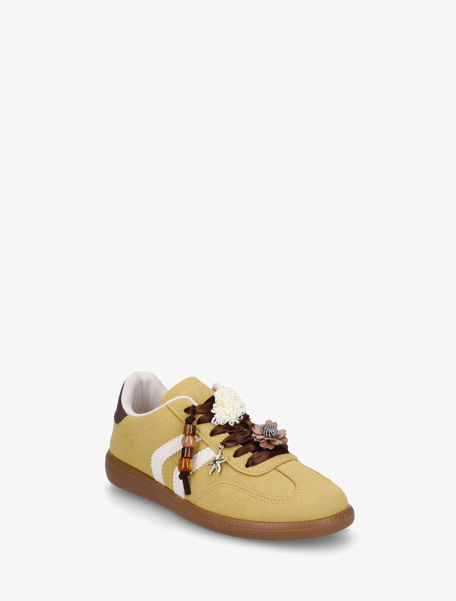 Sneakers à empiècement fleurs et perles en bois - Jaune moutarde - 2