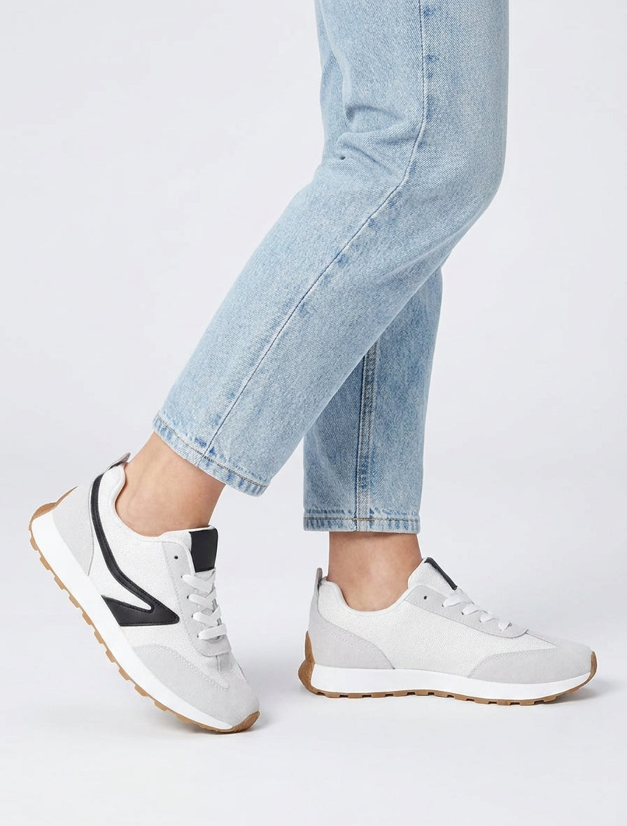 Sneakers met stoffen inzetstukken en nubuck-effect - Wit