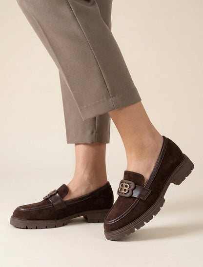Suède loafers met decoratieve gesp - Bruin
