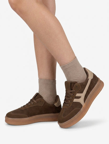 Baskets effet nubuck à empiècement graphique - Kaki foncé