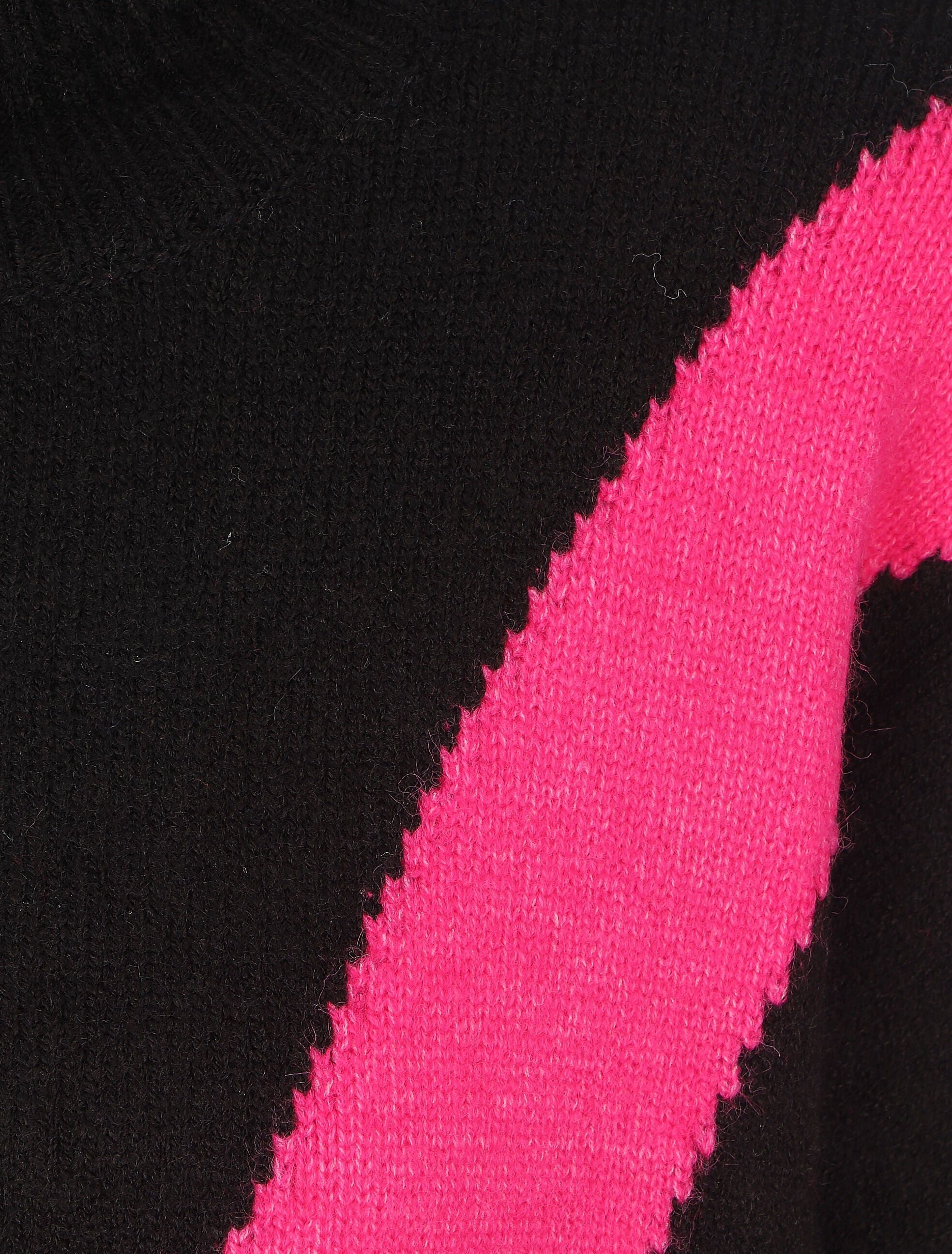 Pull col roulé à motif V - Noir/fushia - 3