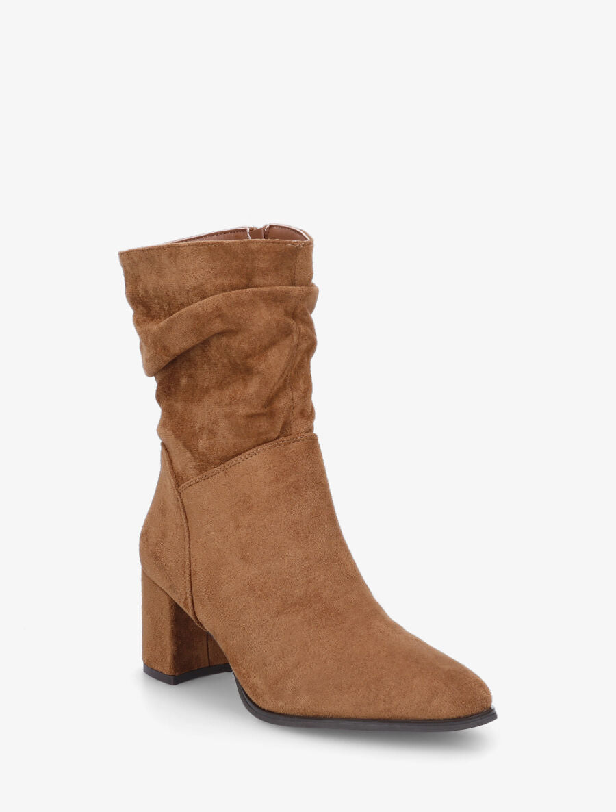 Bottines froncées en suédine à bout pointu - Camel - 2