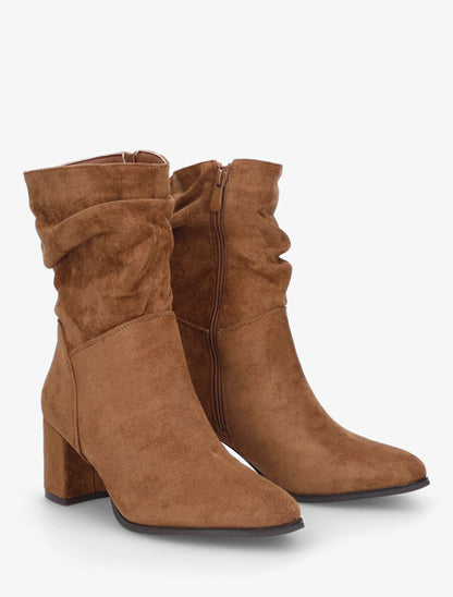 Bottines froncées en suédine à bout pointu - Camel - 4