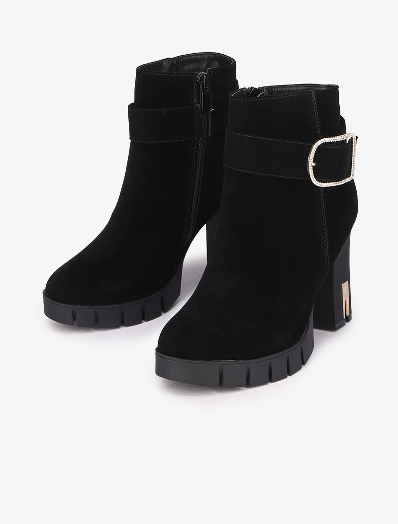 Bottines suédées à bride à boucle stylisée - Noir - 1