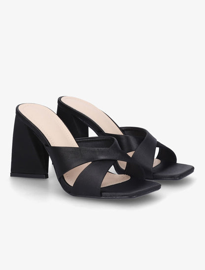 Mules à talon triangulaire - Noir - 4