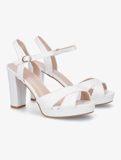 Sandales à talon haut et brides croisées - Blanc - 4