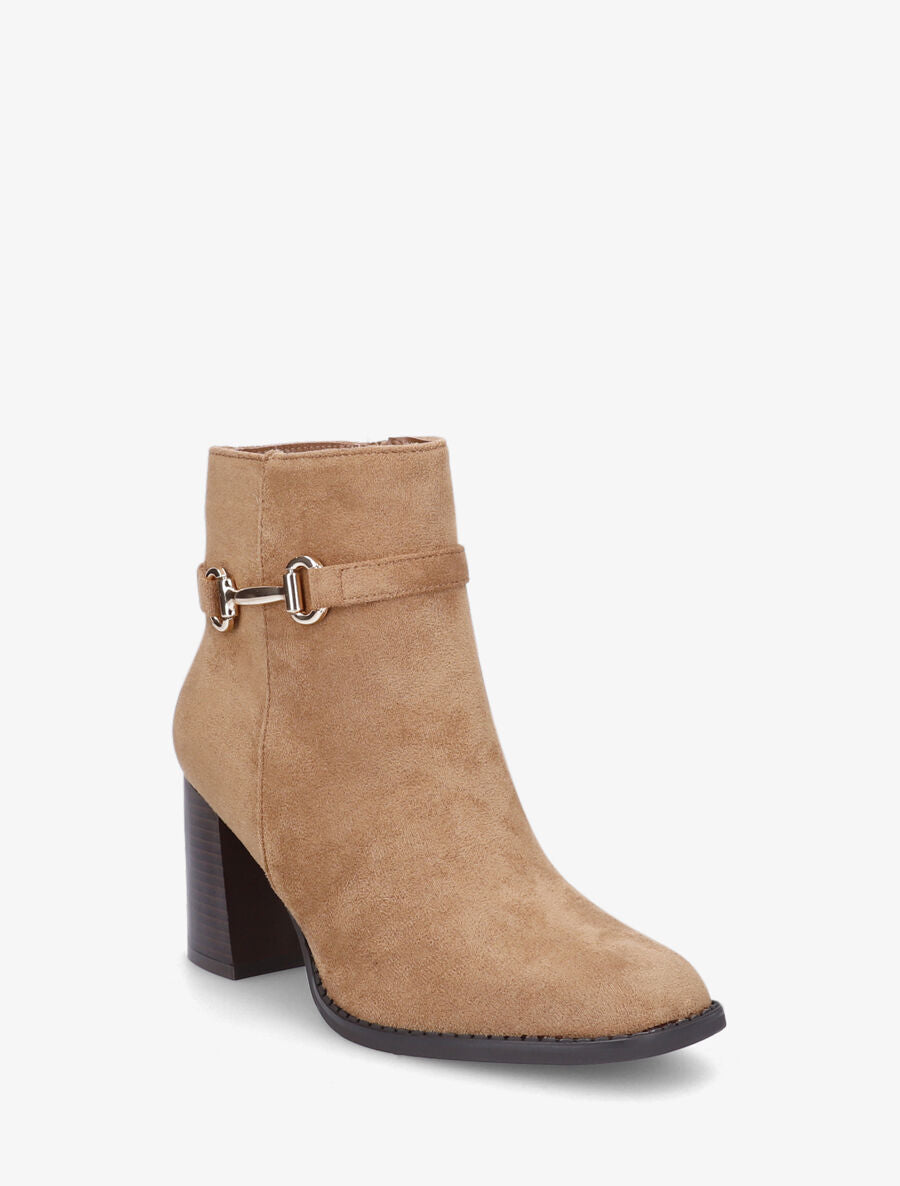 Bottines en suédine à talon et boucle - Camel - 2