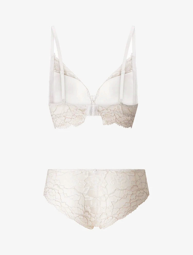 Geïriseerd kanten lingeriesetje - wit