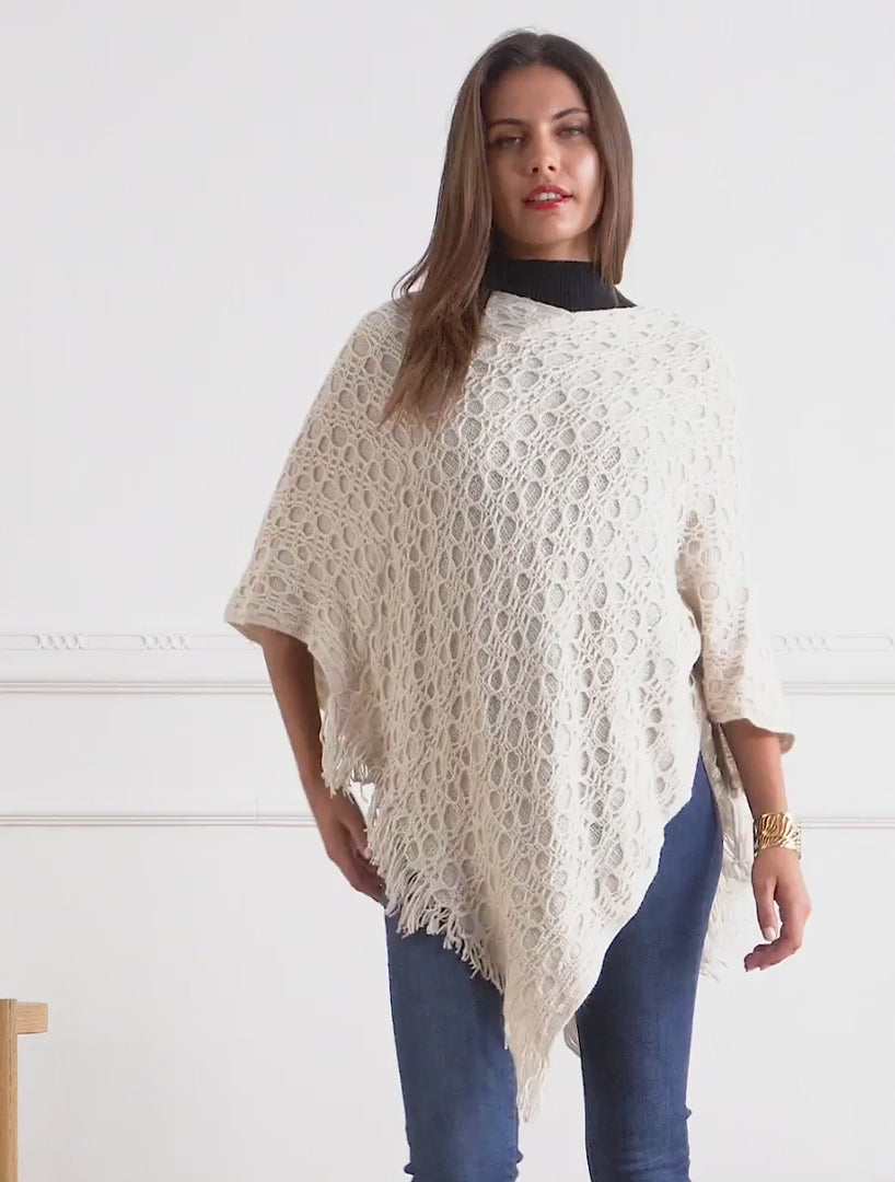 Poncho asymétrique uni à franges - Beige